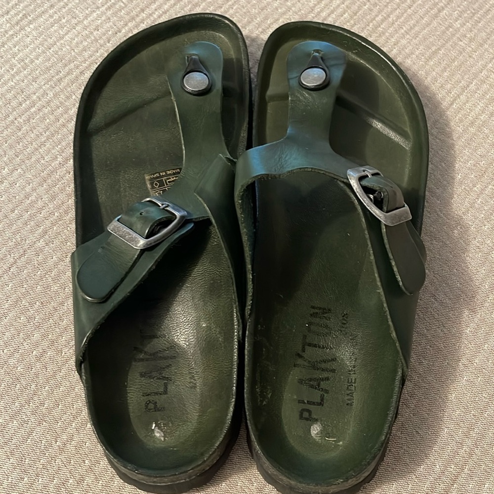 New Plankton dark green Leather Sandals size 7-8 see measurement